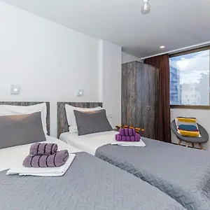 4* Pensjonat Apinelo Tower