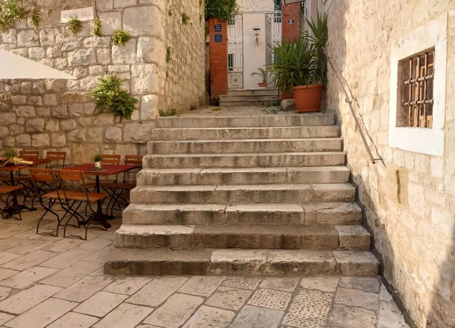 Apartamento Garden In The Center Split